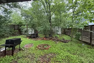 1702 Perez St, Austin, TX 78721 - Photo 8