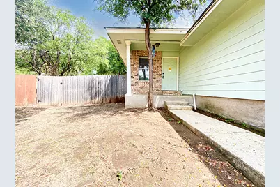 106 Hughson Court, San Marcos, TX 78666 - Photo 2