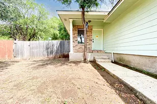 106 Hughson Ct, San Marcos, TX 78666 - Photo 2