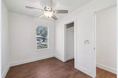 304 Harris Street, Smithville, TX 78957 - Photo 22