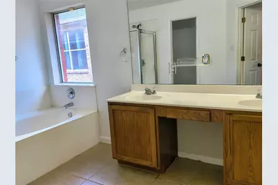 9213 Pioneer Forest Drive, Austin, TX 78744 - Photo 12
