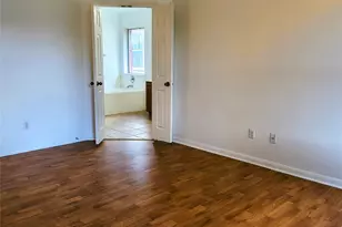 9213 Pioneer Forest Dr, Austin, TX 78744 - Photo 10