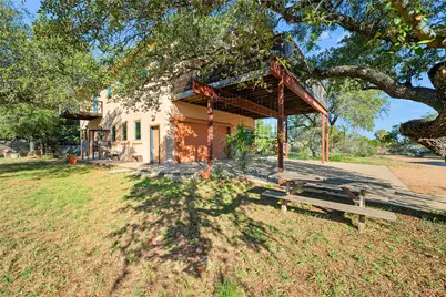 20111 Colby Hill Drive, Spicewood, TX 78669 - Photo 16