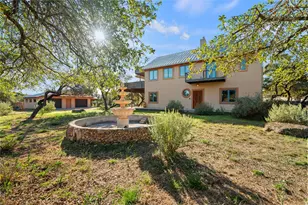 20111 Colby Hill Dr, Spicewood, TX 78669 - Photo 2