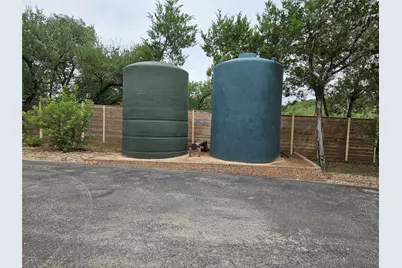 21201 Kathy Lane, Spicewood, TX 78669 - Photo 32