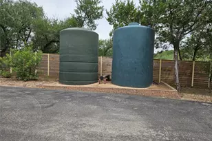 21201 Kathy Ln, Spicewood, TX 78669 - Photo 32