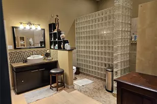 21201 Kathy Ln, Spicewood, TX 78669 - Photo 26