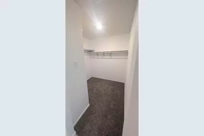 154 Hammond Court, Jarrell, TX 76537 - Photo 8