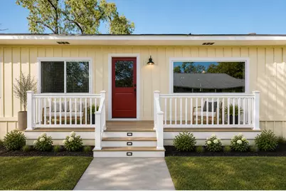 318 S Avenue C, Elgin, TX 78621 - Photo 1