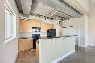 807 E 14th St, Austin, TX 78702 - Photo 12