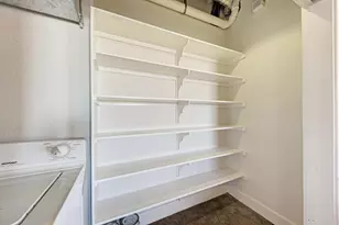 807 E 14th St, Austin, TX 78702 - Photo 30