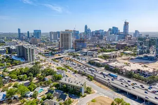 807 E 14th St, Austin, TX 78702 - Photo 36