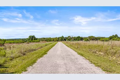 6590 US 290, Dripping Springs, TX 78620 - Photo 10