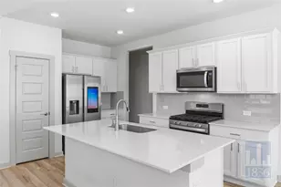 8129 Linnie Ln, Austin, TX 78724 - Photo 10
