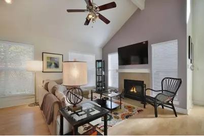 1302 Danbury Square #B, Austin, TX 78723 - Photo 6