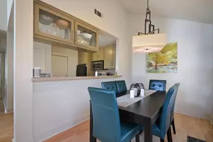 1302 Danbury Square, Austin, TX 78723 - Photo 14