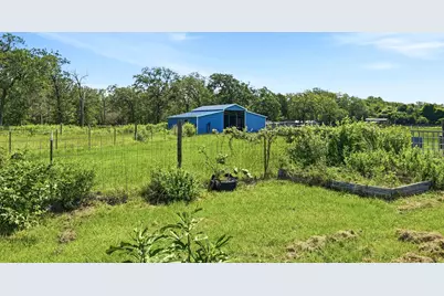 1951 County Road 475, Thrall, TX 76578 - Photo 26