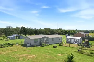 1951 Co Rd 475, Thrall, TX 76578 - Photo 36