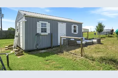 1951 County Road 475, Thrall, TX 76578 - Photo 28