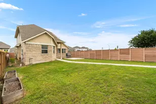 100 Arabian Colt Dr, Georgetown, TX 78626 - Photo 18