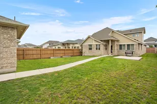 100 Arabian Colt Dr, Georgetown, TX 78626 - Photo 2