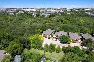 1310 W Parmer Ln, Austin, TX 78727 - Photo 32