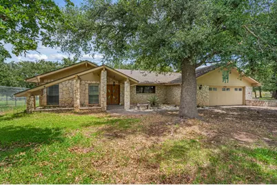 109 Sunset Circle, Burnet, TX 78611 - Photo 2