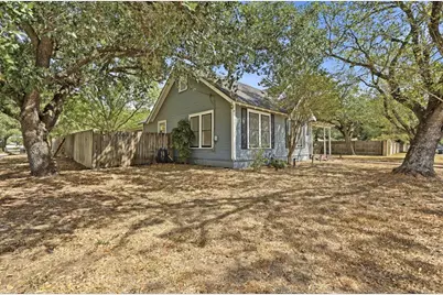 [Address not provided], Luling, TX 78648 - Photo 4
