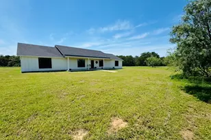 1294 Private Rd 7037, Lexington, TX 78947 - Photo 2