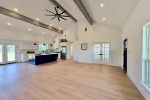 1294 Private Rd 7037, Lexington, TX 78947 - Photo 8