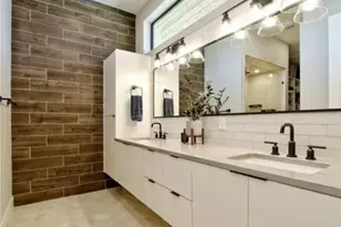 7300 Deepwood Dr, Lago Vista, TX 78645 - Photo 10