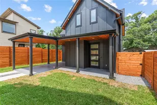 7602 Northcrest Blvd, Austin, TX 78752 - Photo 2