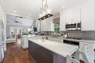 8506 Walhill Cove, Austin, TX 78759 - Photo 8