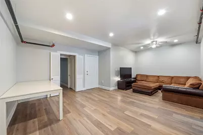 201 W 31st Street #B, Austin, TX 78705 - Photo 4
