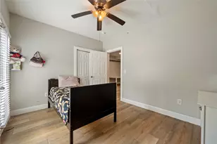 201 W 31st St, Austin, TX 78705 - Photo 10