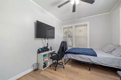 201 W 31st Street #B, Austin, TX 78705 - Photo 20