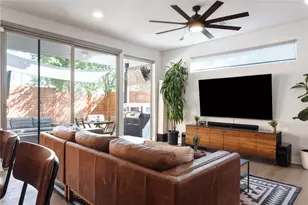 2906 Webberville Rd, Austin, TX 78702 - Photo 2