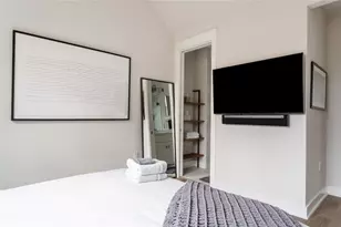 2906 Webberville Rd, Austin, TX 78702 - Photo 14