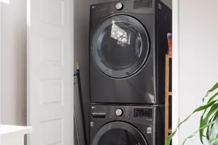 2906 Webberville Rd, Austin, TX 78702 - Photo 16