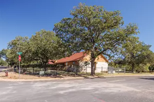 1200 Doe Run Hollow, Fredericksburg, TX 78624 - Photo 38