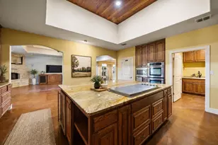 1200 Doe Run Hollow, Fredericksburg, TX 78624 - Photo 40