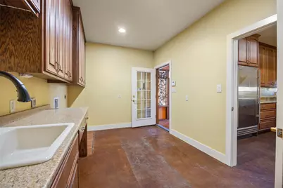 1200 Doe Run Hollow, Fredericksburg, TX 78624 - Photo 22