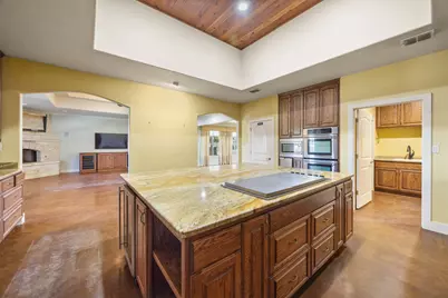 1200 Doe Run Hollow, Fredericksburg, TX 78624 - Photo 10
