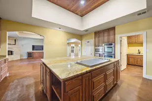 1200 Doe Run Hollow, Fredericksburg, TX 78624 - Photo 10