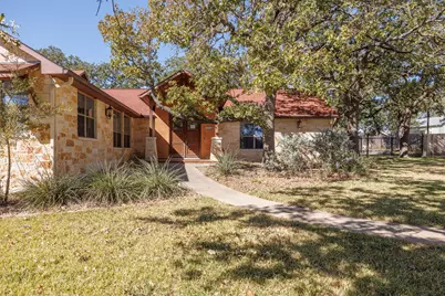 1200 Doe Run Hollow, Fredericksburg, TX 78624 - Photo 2