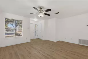 1007 Port Daniel Dr, Leander, TX 78641 - Photo 4