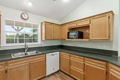 309 Oakwood Loop, San Marcos, TX 78666 - Photo 10