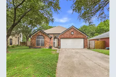 7400 Crepe Myrtle Drive, Austin, TX 78744 - Photo 2