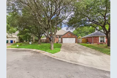 7400 Crepe Myrtle Drive, Austin, TX 78744 - Photo 30