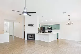 7400 Crepe Myrtle Dr, Austin, TX 78744 - Photo 4